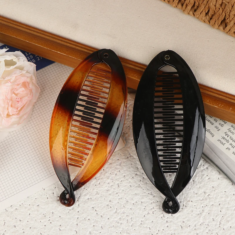 Lazy Ponytail Fish Tail Hair Claw, Banana Clip Holder for Women & Girls, Quick Styling & Anti-Slip Accessory
Lazy Ponytail Fish Tail Hair Claw, Banana Clip Holder for Women & Girls, Quick Styling & Anti-Slip Accessory