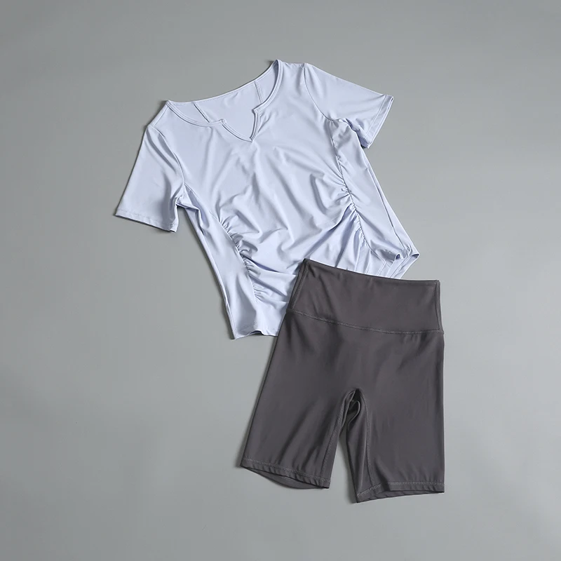 Sports suit for women in summer 2025 new fashion internet celebrity temperament fitness suit training running high-end yoga suit
Sports suit for women in summer 2025 new fashion internet celebrity temperament fitness suit training running high-end yoga suit