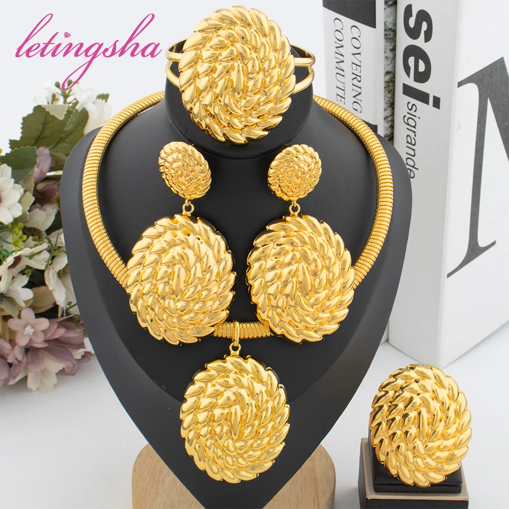 Luxury Women Design Jewelry Set Dubai Gold Color Jewelry Necklace Big Drop Earrings Pendant Bangle Rings Set Wedding Party Gift
Luxury Women Design Jewelry Set Dubai Gold Color Jewelry Necklace Big Drop Earrings Pendant Bangle Rings Set Wedding Party Gift