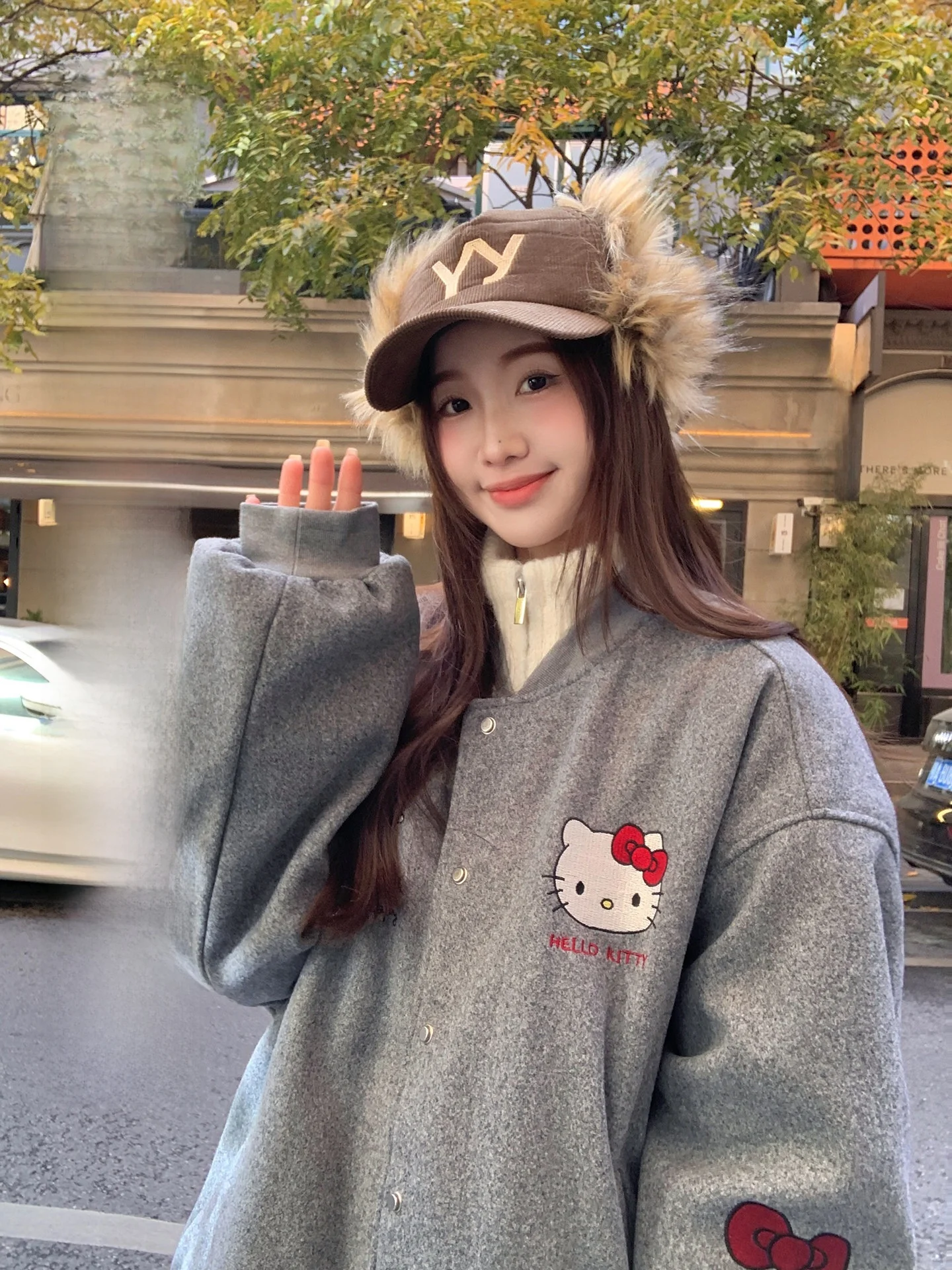 Женская бейсбольная куртка свободного кроя из утолщенного хлопка, зимняя верхняя одежда в корейском стиле, повседневная, с мультяшным анимационным дизайном
Женская бейсбольная куртка свободного кроя из утолщенного хлопка, зимняя верхняя одежда в корейском стиле, повседневная, с мультяшным анимационным дизайном