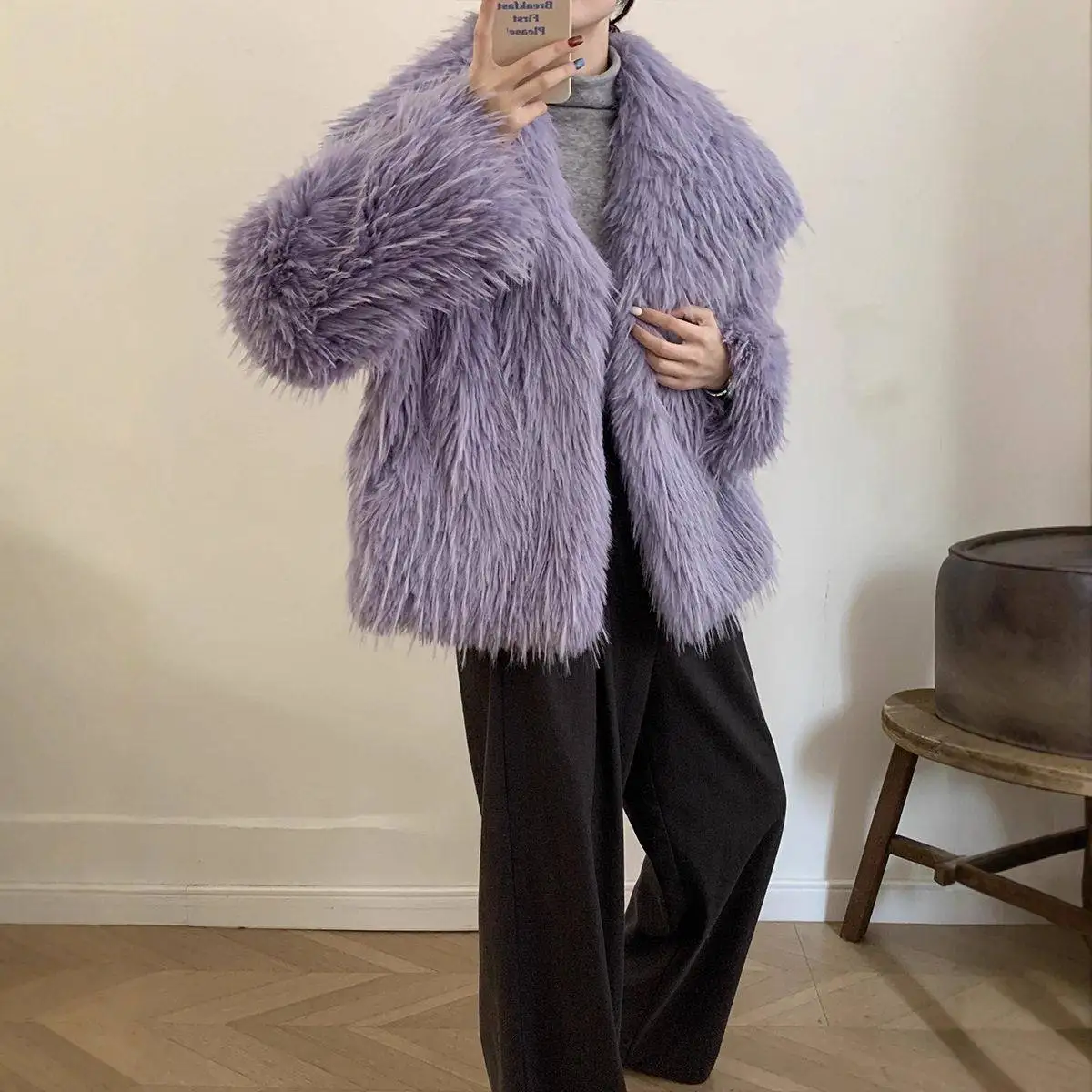 Winter Fashion Outerwear Women's Loose Thickened Soft Artificial Fur Coat Versatile Large Coat Polyester Long Sleeve Color
Winter Fashion Outerwear Women's Loose Thickened Soft Artificial Fur Coat Versatile Large Coat Polyester Long Sleeve Color