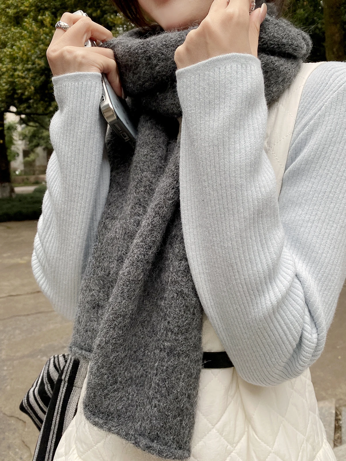 FEELROOM Fce Lined Knitted Slim Fit Long Sve Base irt Winter Sli Outerwear Ready Soft round Ne Warm Inner Top
FEELROOM Fce Lined Knitted Slim Fit Long Sve Base irt Winter Sli Outerwear Ready Soft round Ne Warm Inner Top