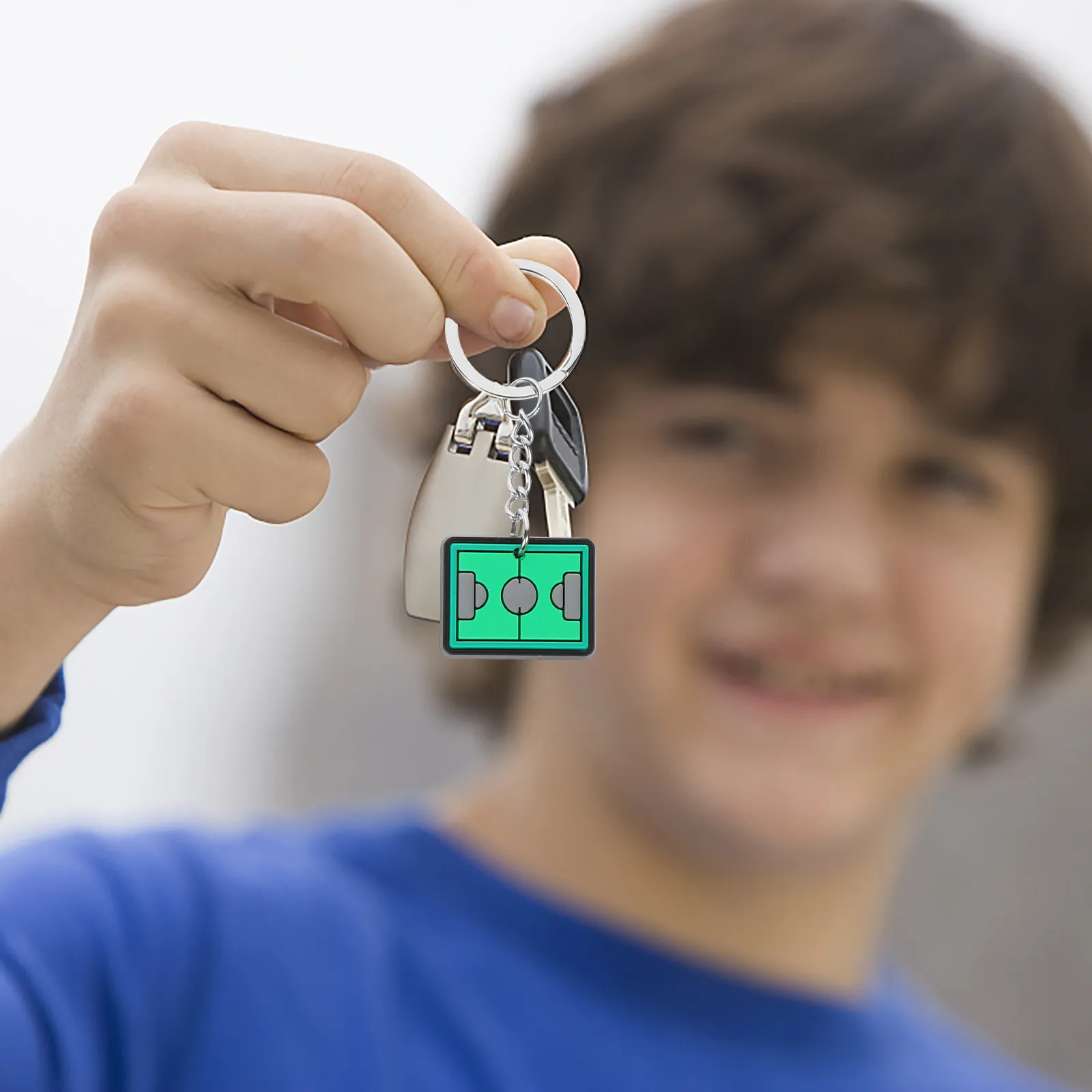 35Pcs Soccer Keychain Small Portable Key Chain Sports Souvenir Decorative Keyrings for Backpack Bag Pendant Gift
35Pcs Soccer Keychain Small Portable Key Chain Sports Souvenir Decorative Keyrings for Backpack Bag Pendant Gift