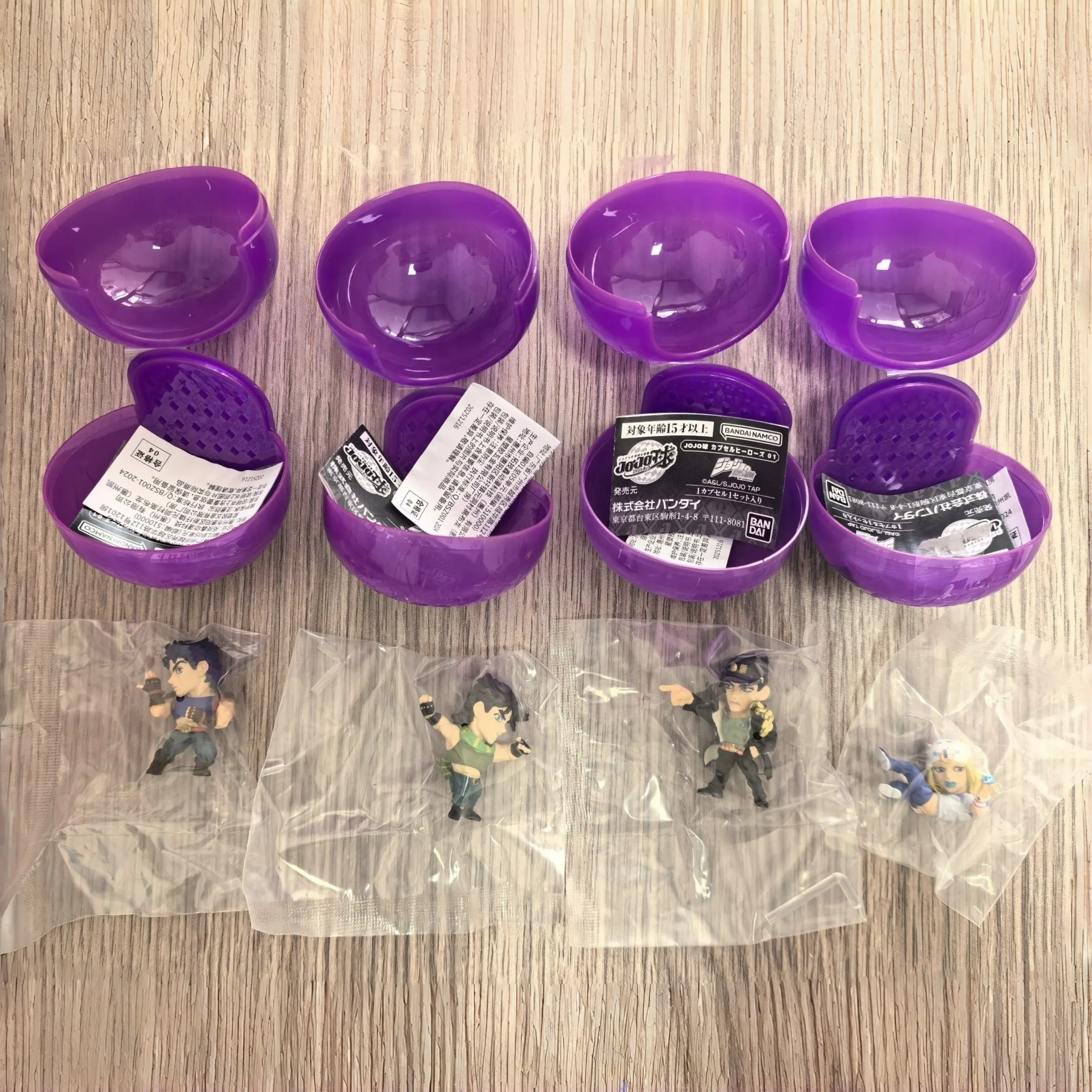 Оригинальные игрушки Bandai Gashapon Jojo's Bizarre Adventure, 4 шт., Джозеф Джостар, Джотаро Куджо, мини-игрушки, коллекционные модели, украшения
Оригинальные игрушки Bandai Gashapon Jojo's Bizarre Adventure, 4 шт., Джозеф Джостар, Джотаро Куджо, мини-игрушки, коллекционные модели, украшения