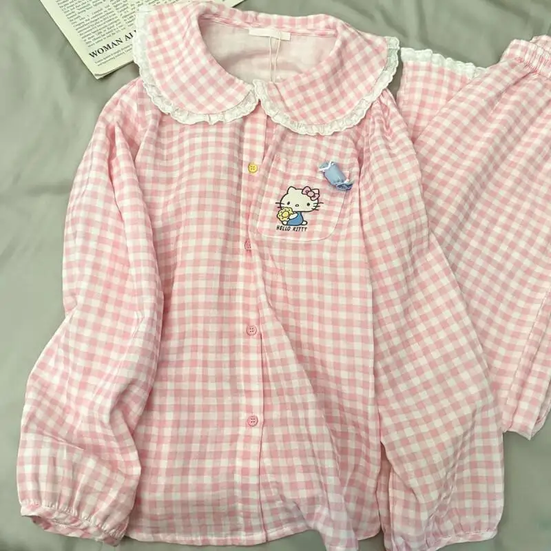 Cartoon Sanrio Kitty Long Sleeve Pajamas Set Soft Women Home Outdoor Wear Sweet Japanese Style Collar Spring Autumn Nightwear
Cartoon Sanrio Kitty Long Sleeve Pajamas Set Soft Women Home Outdoor Wear Sweet Japanese Style Collar Spring Autumn Nightwear