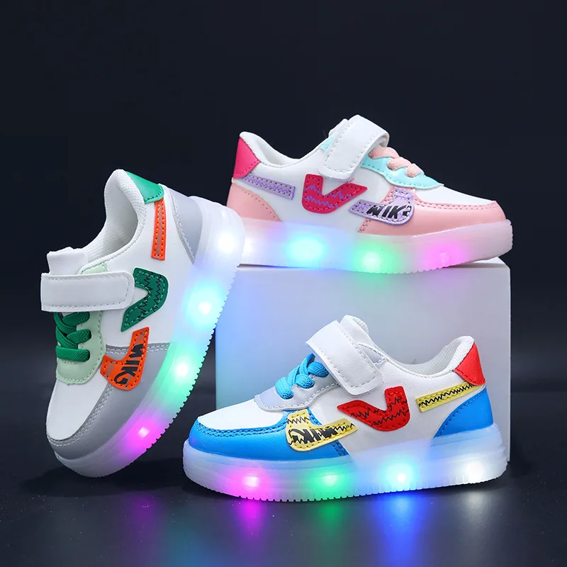 Boy Sneaker Flat Outsole Board Shoes LED Inductive Luminous Toddler Shoe for Baby Girls Sport Footwear Casual Running Kids Shoes
Boy Sneaker Flat Outsole Board Shoes LED Inductive Luminous Toddler Shoe for Baby Girls Sport Footwear Casual Running Kids Shoes