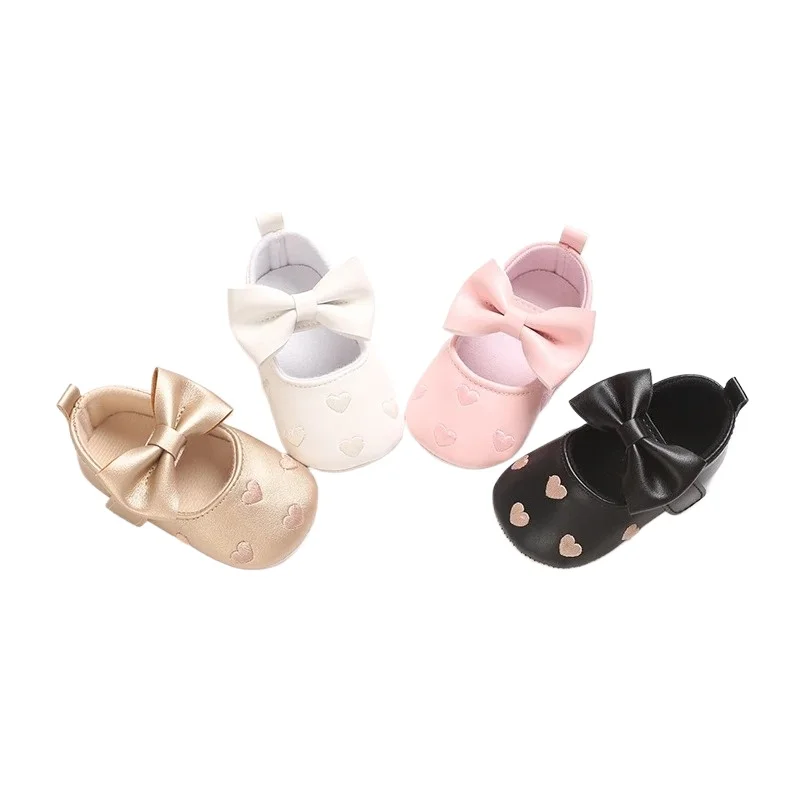 Autumn Baby Shoes Soft Sole Pre Walker 0-12M Heart Embroidery Bowknot Infant Holding Shoes Non Slip Breathable Cute Footwear
Autumn Baby Shoes Soft Sole Pre Walker 0-12M Heart Embroidery Bowknot Infant Holding Shoes Non Slip Breathable Cute Footwear