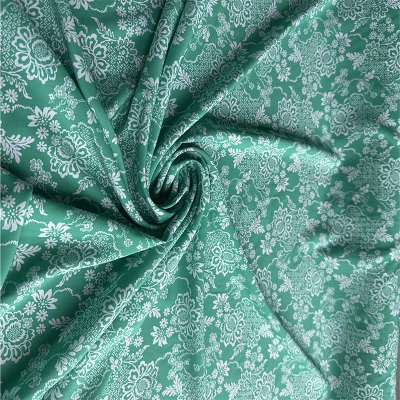1 meter 100% Mulberry Silk 21 momme Heavy Crepe Silk Fabric Green with White Floral Printed 140cm 55" wide by the yard JN745
1 meter 100% Mulberry Silk 21 momme Heavy Crepe Silk Fabric Green with White Floral Printed 140cm 55" wide by the yard JN745
