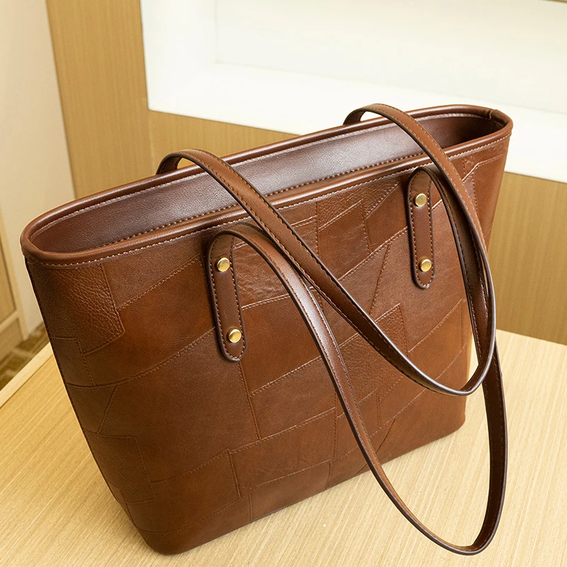 Fashion Trendly Women Tote Bag Large Capacity PU Leather Ladies Handbag Travel Shoulder Bags Messenger Pack Shopping Bags 2025
Fashion Trendly Women Tote Bag Large Capacity PU Leather Ladies Handbag Travel Shoulder Bags Messenger Pack Shopping Bags 2025