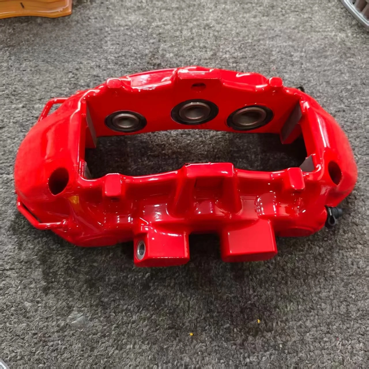 High Quality Brake System 6 Piston with Steel Rotor Set for M3 A4 3-Series LX570 Alphard
High Quality Brake System 6 Piston with Steel Rotor Set for M3 A4 3-Series LX570 Alphard