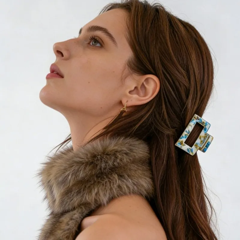 Заколки-крабики из ацетата с полым квадратным дизайном — стильные заколки премиум-класса для причесок с частичной и полной заческой, идеально подходят для прогулок
Заколки-крабики из ацетата с полым квадратным дизайном — стильные заколки премиум-класса для причесок с частичной и полной заческой, идеально подходят для прогулок