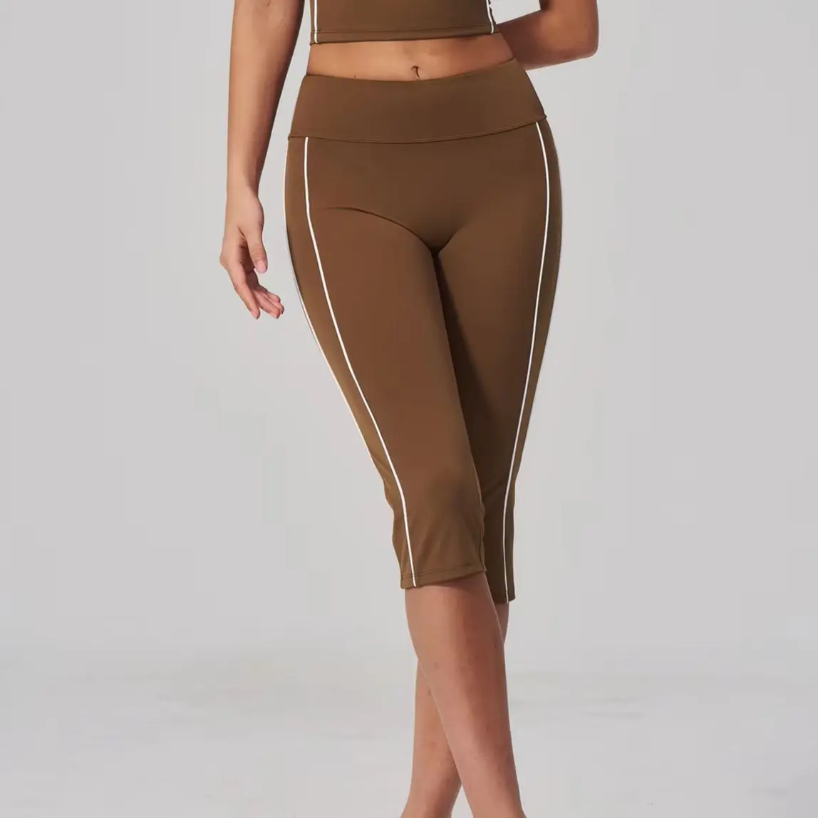 Yoga mid pants High Waist Sports Fitness Shorts Women Push Up Cycling Short Female Quick Dry Running Workout Sports cropped pant
Yoga mid pants High Waist Sports Fitness Shorts Women Push Up Cycling Short Female Quick Dry Running Workout Sports cropped pant
