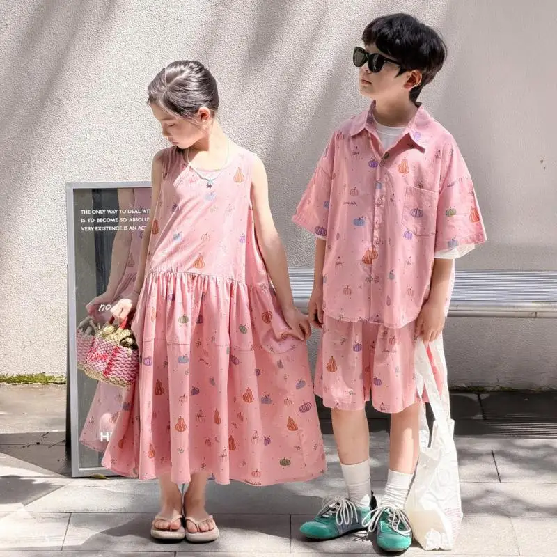 2026 Summer New Children Brother Sister Set Boys Short Sleeve Shirts Shorts 2pcs Suit Kids Girls Cartoon Print Vest Dress
2026 Summer New Children Brother Sister Set Boys Short Sleeve Shirts Shorts 2pcs Suit Kids Girls Cartoon Print Vest Dress