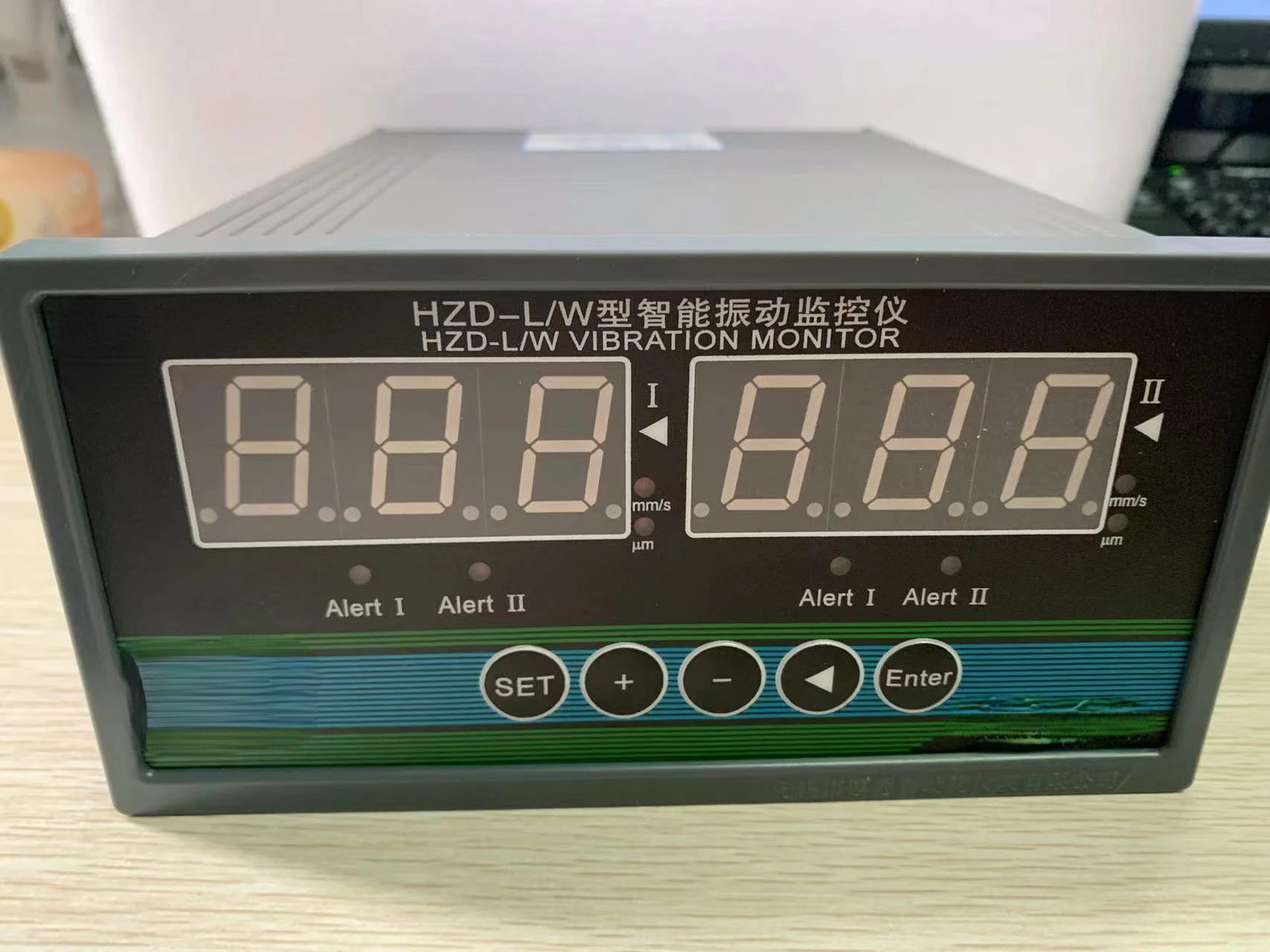 HZD-L/W Disc Mount Intelligent Vibration Monitor with ST-2/3/6 Vibration Speed Sensor
HZD-L/W Disc Mount Intelligent Vibration Monitor with ST-2/3/6 Vibration Speed Sensor