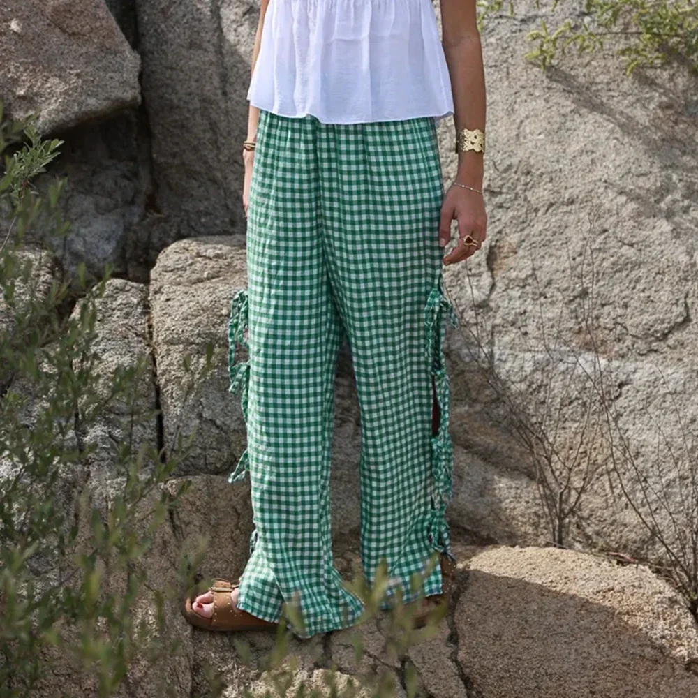 Combhasaki Women's Y2K Cute Wide-Leg Elastic Waist Straight Long Pants Plaid Print Side Bow Tie-Up Loose Trousers Casual Bottoms
Combhasaki Women's Y2K Cute Wide-Leg Elastic Waist Straight Long Pants Plaid Print Side Bow Tie-Up Loose Trousers Casual Bottoms