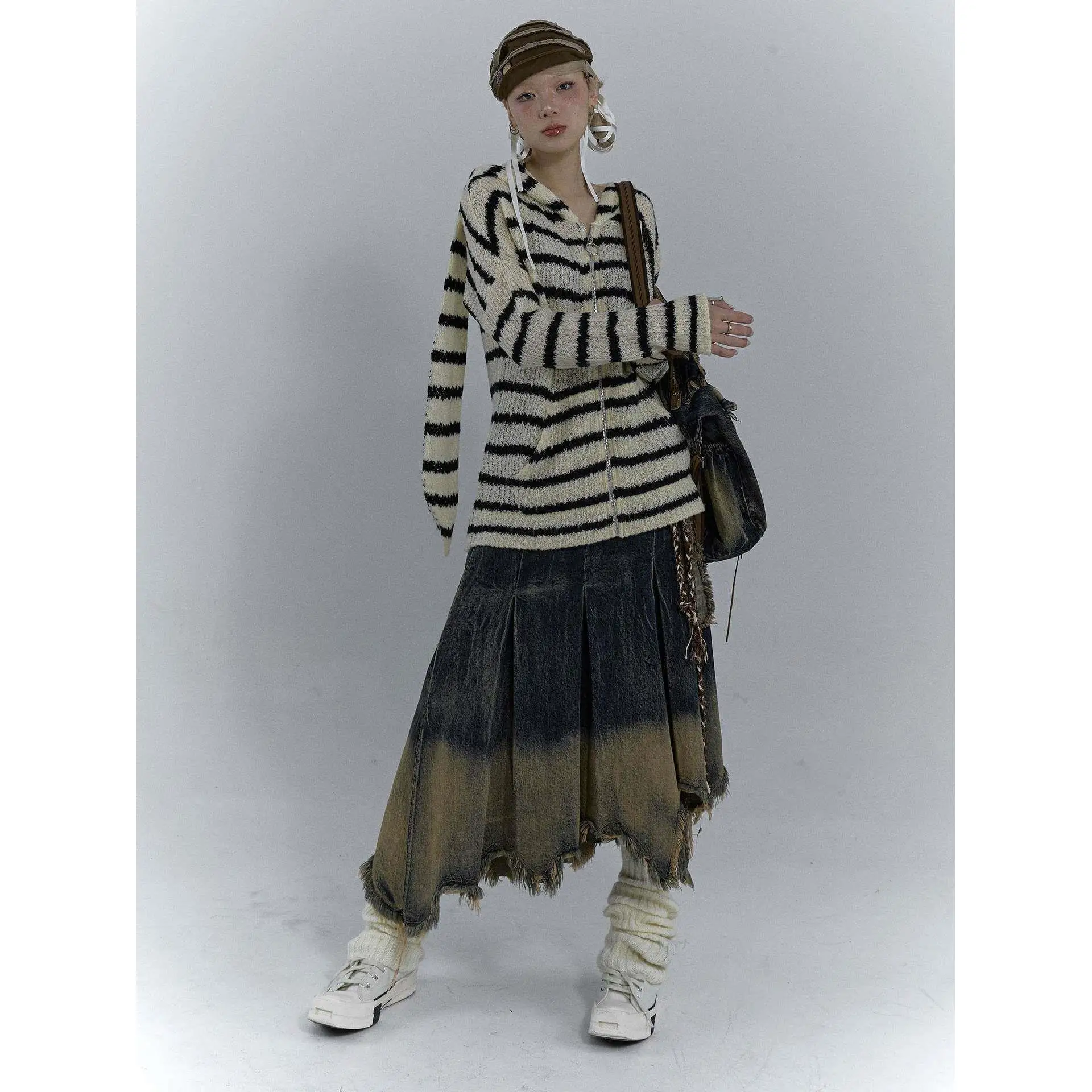 Cute Rabbit Ear Hooded Striped Loose Casual Knitted Jaet Women's Faion Autumn Cross-Border New Arrival A-Line Cardigan
Cute Rabbit Ear Hooded Striped Loose Casual Knitted Jaet Women's Faion Autumn Cross-Border New Arrival A-Line Cardigan