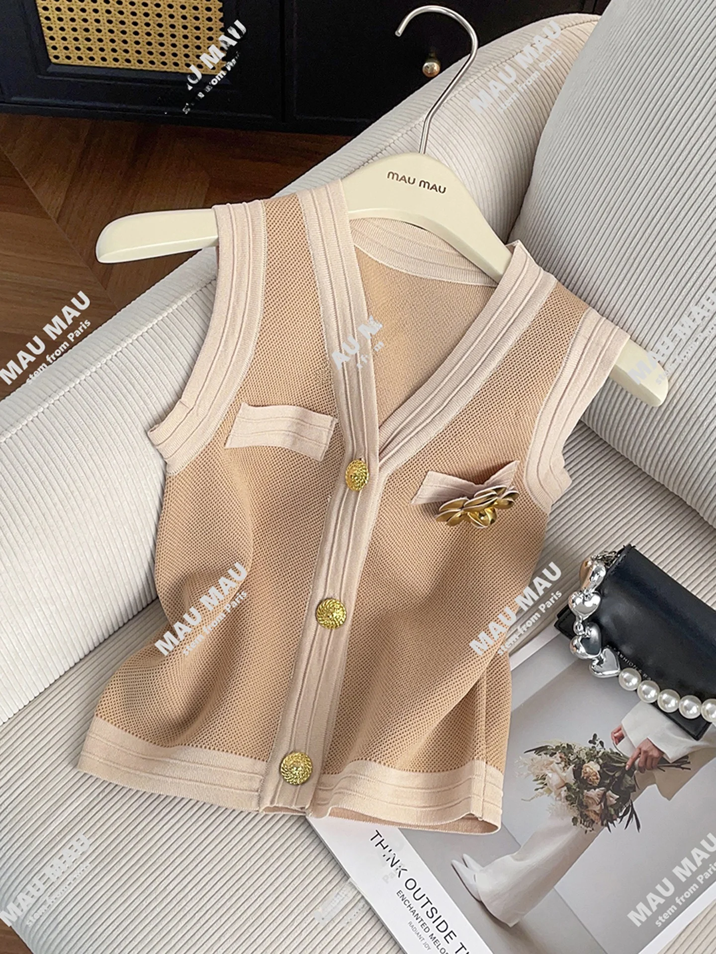 Sweet Floral V-Ne Svel Knitted Vest Top for Young Women Summer 2025 Faion Commute Sle ort Length Tee Buttons
Sweet Floral V-Ne Svel Knitted Vest Top for Young Women Summer 2025 Faion Commute Sle ort Length Tee Buttons