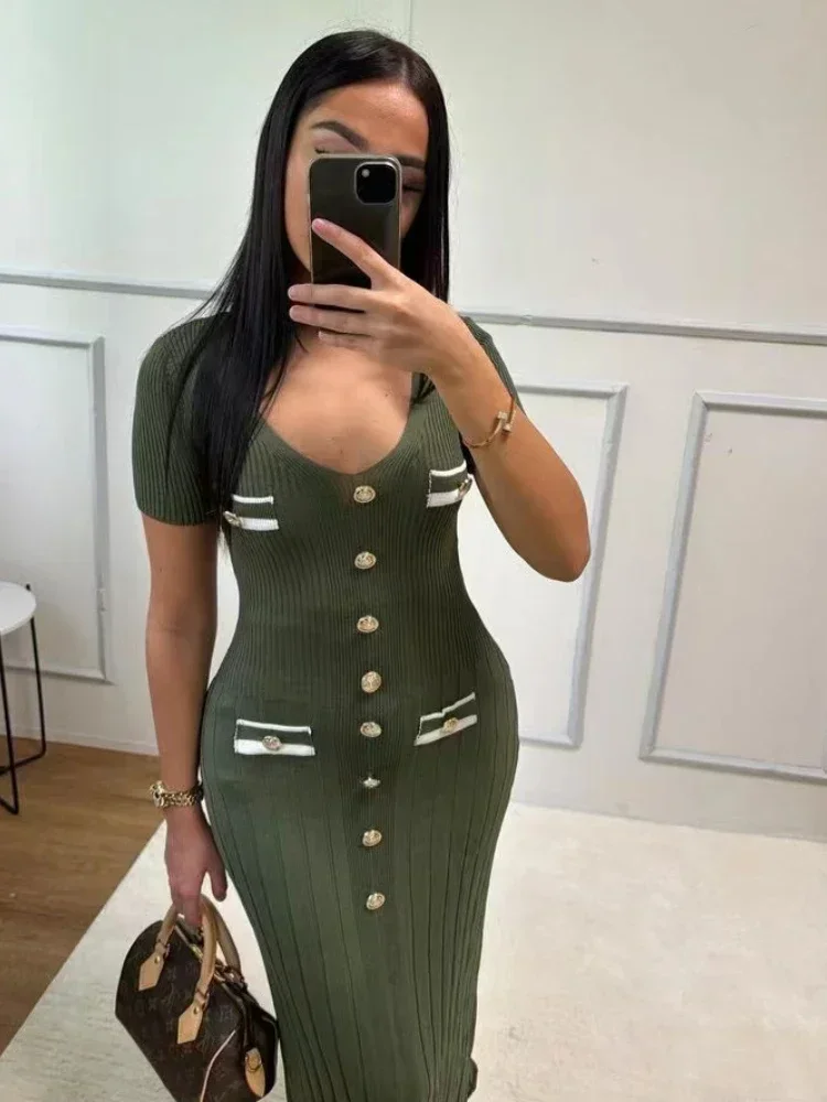 BluWin New Knitted Long Dress Women Elegant Chic Short Sleeve V-neck Slim Party Dresses Fashion Button Solid Color Maxi Dresses
BluWin New Knitted Long Dress Women Elegant Chic Short Sleeve V-neck Slim Party Dresses Fashion Button Solid Color Maxi Dresses