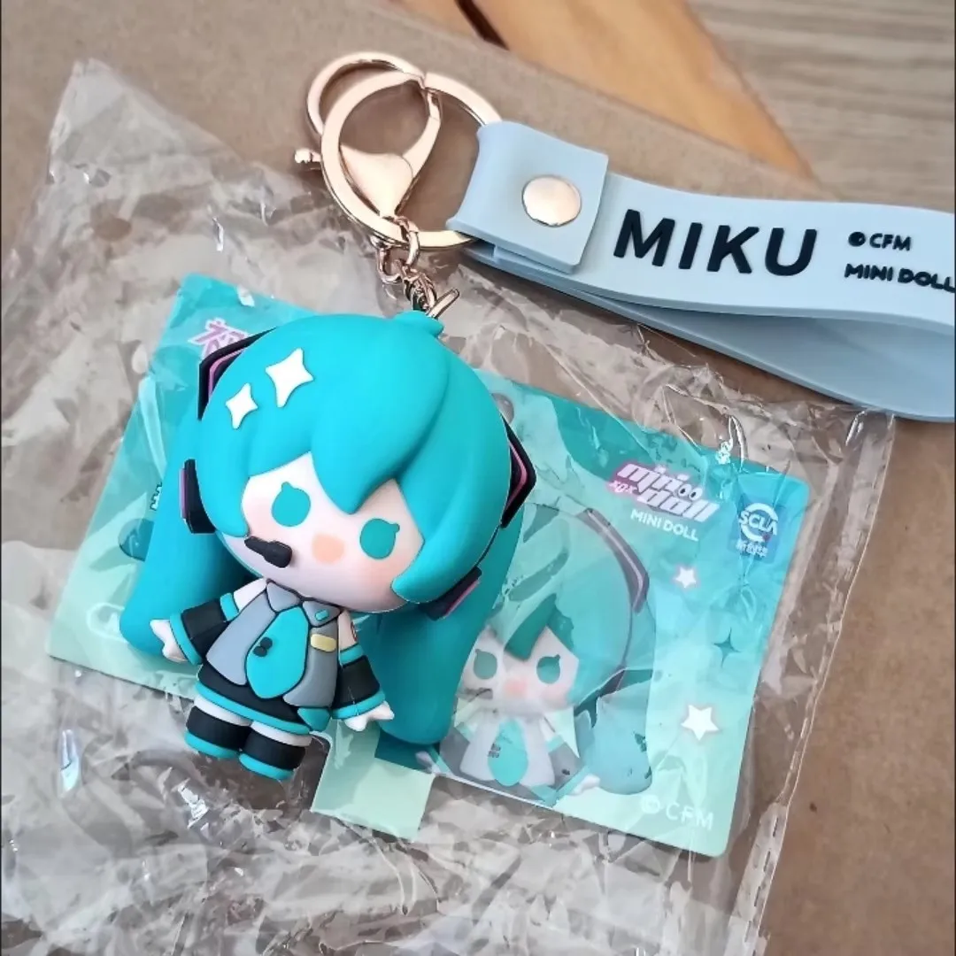 Официальный оригинальный брелок-подвеска Minidoll Miku Rin Len Meiko из мягкого силикона для ключей, рюкзаков, декора, игрушка, подарок
Официальный оригинальный брелок-подвеска Minidoll Miku Rin Len Meiko из мягкого силикона для ключей, рюкзаков, декора, игрушка, подарок