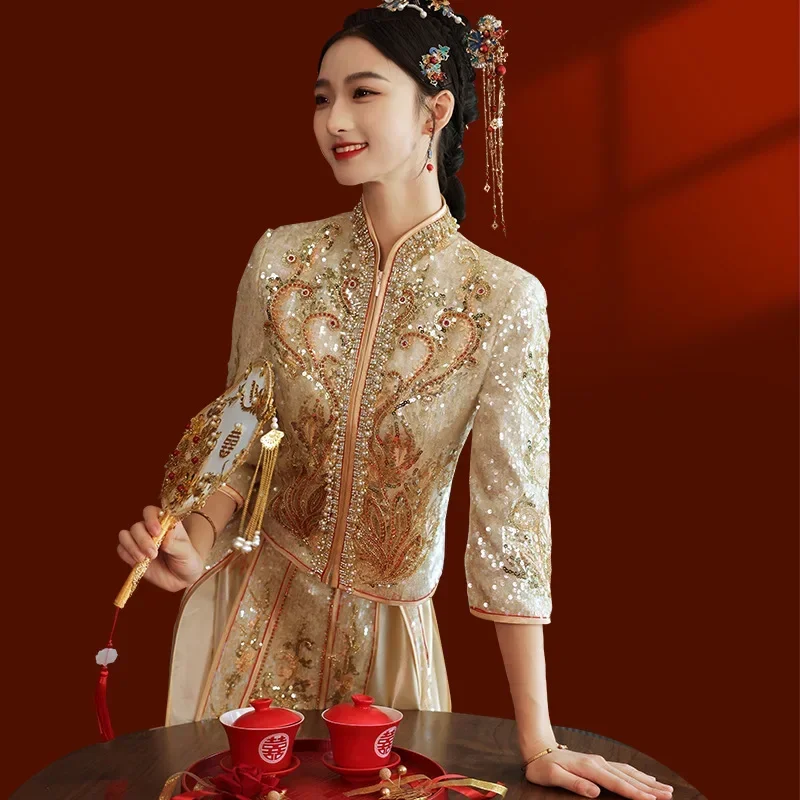 2023 Refined Champagne Sequins Phoenix Embroidery Bride Wedding Dress Traditional Chinese Marriage Evening Gown Toast Clothing
2023 Refined Champagne Sequins Phoenix Embroidery Bride Wedding Dress Traditional Chinese Marriage Evening Gown Toast Clothing