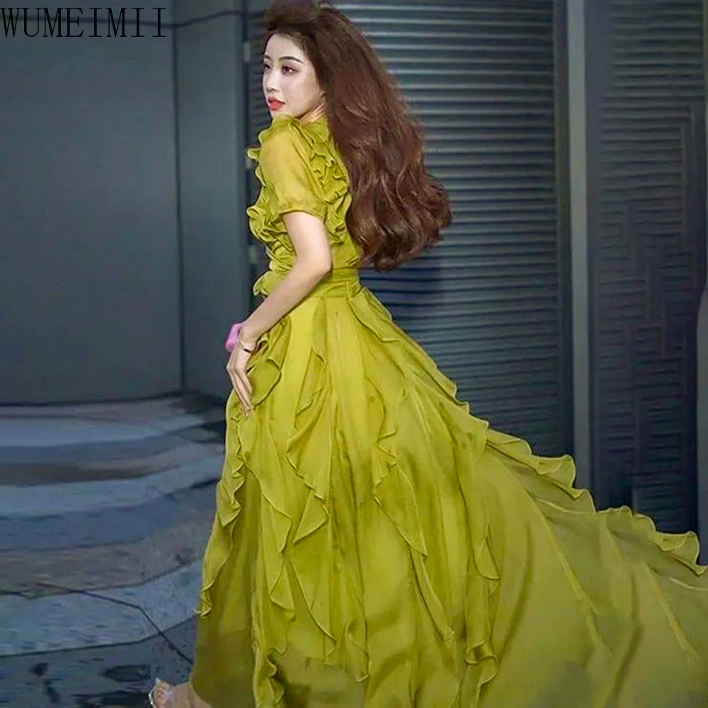 European high-end temperament green chiffon dress gentle wind ruffle leaf edge waist long dress
European high-end temperament green chiffon dress gentle wind ruffle leaf edge waist long dress