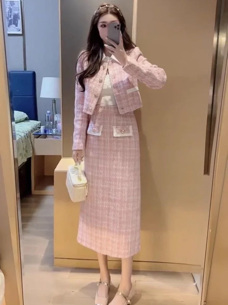 Insozkdg Elegant Pink Two-Piece Suit Skirt High-End Autumn Winter New Style for Women Female Office Lady High Quality Tweed Set
Insozkdg Elegant Pink Two-Piece Suit Skirt High-End Autumn Winter New Style for Women Female Office Lady High Quality Tweed Set