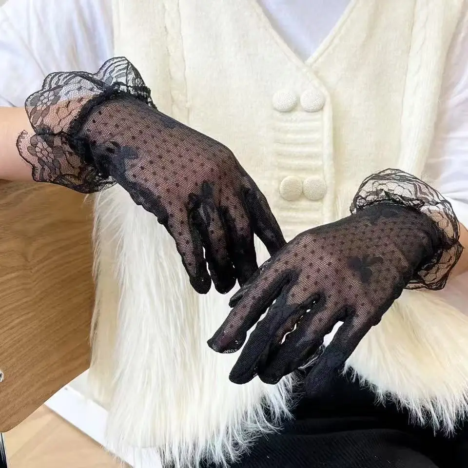 Lace Gloves Sheer Mesh Spring Summer Floral Trim Black Lightweight Formalwear Bridal Openwork Qipao Courtly Vintage Lolita Cos
Lace Gloves Sheer Mesh Spring Summer Floral Trim Black Lightweight Formalwear Bridal Openwork Qipao Courtly Vintage Lolita Cos
