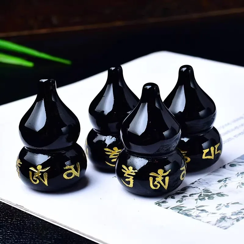 3.5cm Small Gourd Healing Crystals with Six Words Reiki Amulet Natural Black Obsdian Handcarved Crafts Decor Energy Spiritual
3.5cm Small Gourd Healing Crystals with Six Words Reiki Amulet Natural Black Obsdian Handcarved Crafts Decor Energy Spiritual
