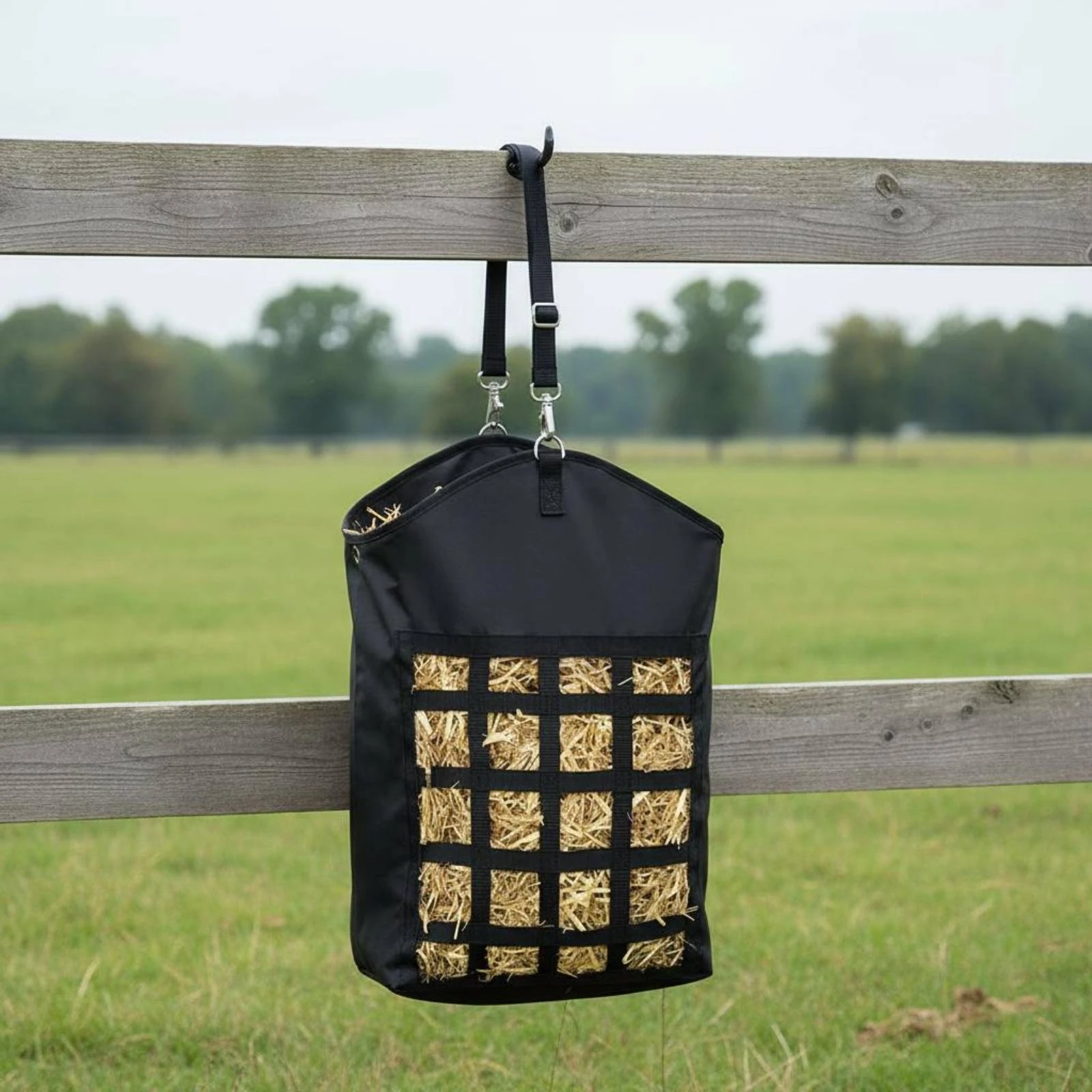 Horse Hay Bag Easy to Hang Hanging Hay Bag Livestock Gear Adjustable Strap Mesh Front for Stable, Farm
Horse Hay Bag Easy to Hang Hanging Hay Bag Livestock Gear Adjustable Strap Mesh Front for Stable, Farm