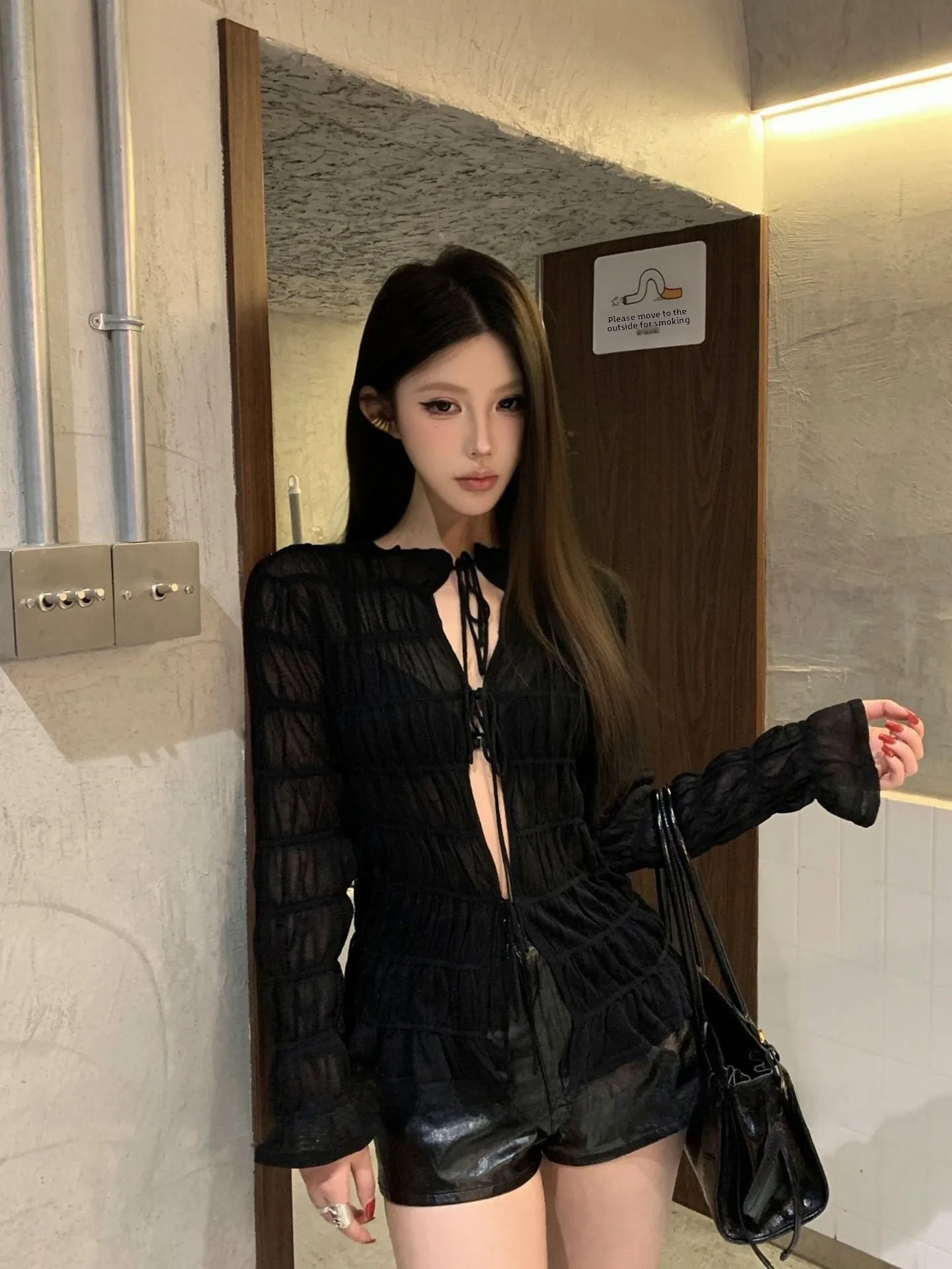 Black Knitted Long Sleeve Belted Cardigan Women's Summer Thin Sexy Spicy Girl Slimming Outerwear Sunscreen Top
Black Knitted Long Sleeve Belted Cardigan Women's Summer Thin Sexy Spicy Girl Slimming Outerwear Sunscreen Top