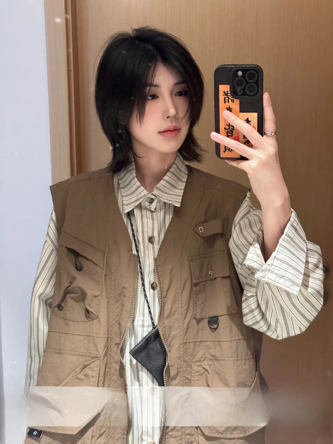Ja1 No Night Workwear Tactical Vest Unisex Sleeveless Multi-Pocket Functional Retro Japanese Style Commuter Windbreaker
Ja1 No Night Workwear Tactical Vest Unisex Sleeveless Multi-Pocket Functional Retro Japanese Style Commuter Windbreaker