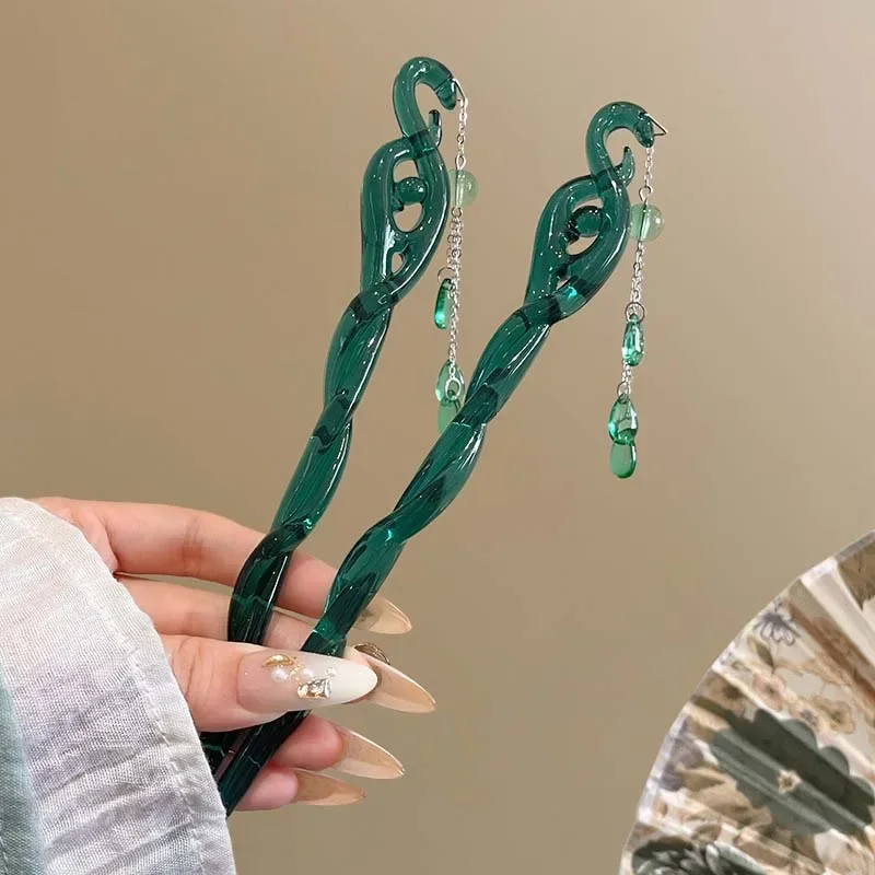 Chinese Style Resin Tassel Hair Sticks for Women Elegant Green Acetic Acid Twisted Hairpin Hair Stick Headwear Hair Accessories
Chinese Style Resin Tassel Hair Sticks for Women Elegant Green Acetic Acid Twisted Hairpin Hair Stick Headwear Hair Accessories