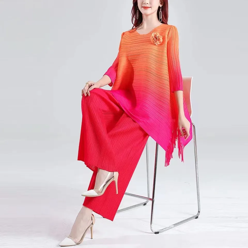 2025 New Top Quality ISSEYS MIYAKES Pleated Fashion Gradient Color Large Size Temperament Loose Fringe Top Wide Leg Pants Set
2025 New Top Quality ISSEYS MIYAKES Pleated Fashion Gradient Color Large Size Temperament Loose Fringe Top Wide Leg Pants Set