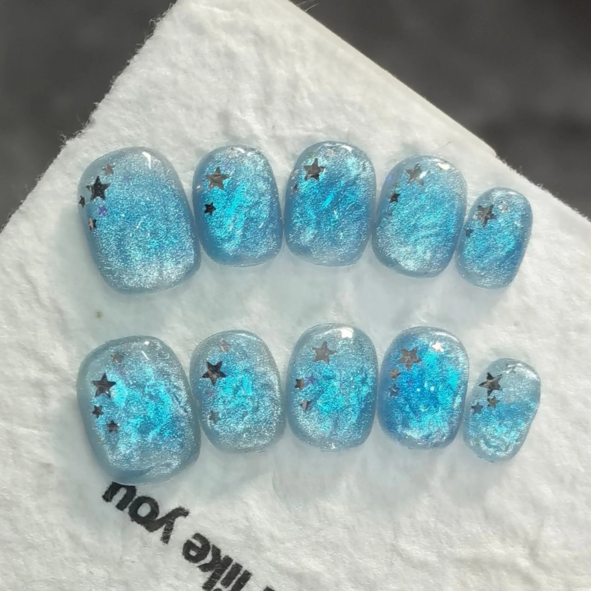 10pcs Ocean Blue Handmade Nails Press on Glitter Star Design Fake Nails Tips Short Square Round False Nail Art Wearable Manicure
10pcs Ocean Blue Handmade Nails Press on Glitter Star Design Fake Nails Tips Short Square Round False Nail Art Wearable Manicure