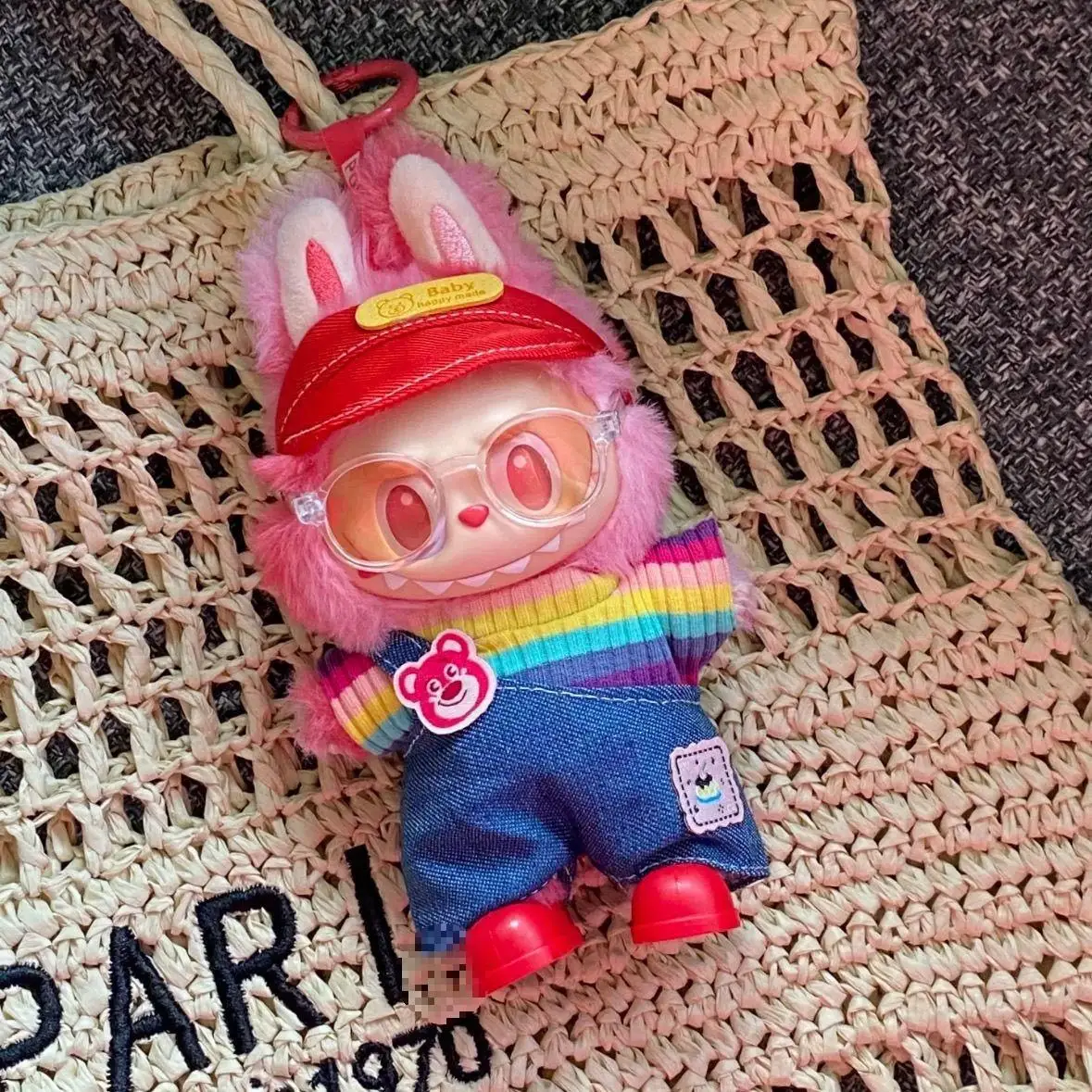 2025 the explosion trend of bubu is very cool. The first, second and third generation rainbow clothes, the doll 17cm surprised
2025 the explosion trend of bubu is very cool. The first, second and third generation rainbow clothes, the doll 17cm surprised