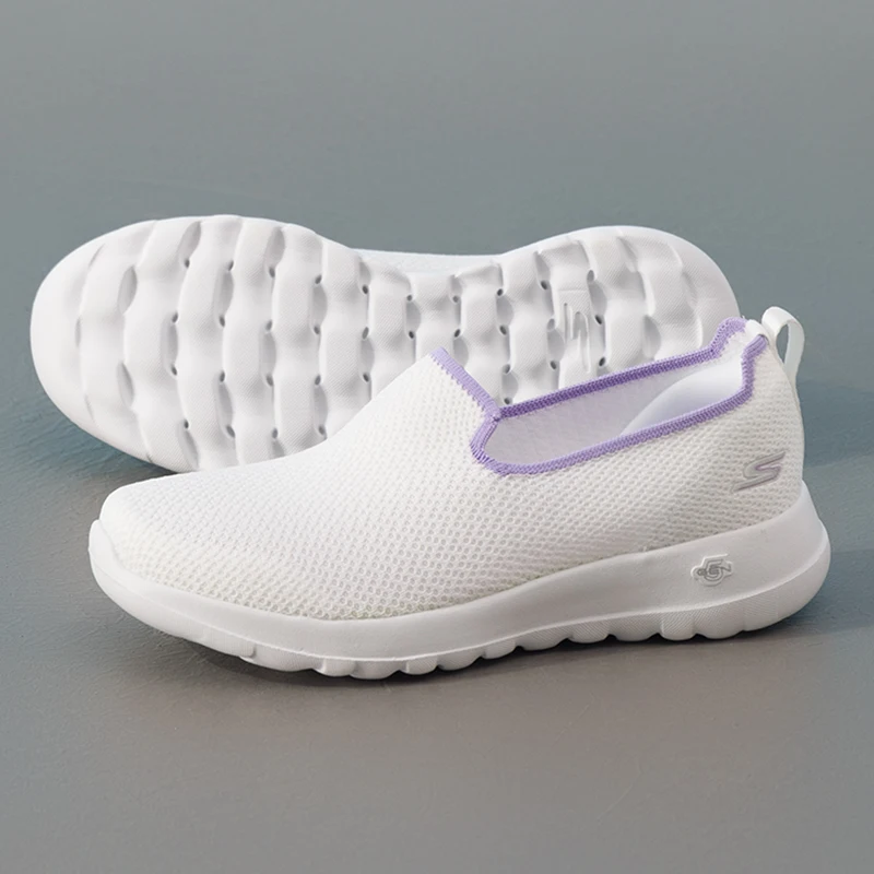 Skechers Women's Sports Shoes, Fashionable Outdoor Walking Shoes, Wear-Resistant, Lightweight, Breathable Casual Shoes 124686-Wpr
Skechers Women's Sports Shoes, Fashionable Outdoor Walking Shoes, Wear-Resistant, Lightweight, Breathable Casual Shoes 124686-Wpr