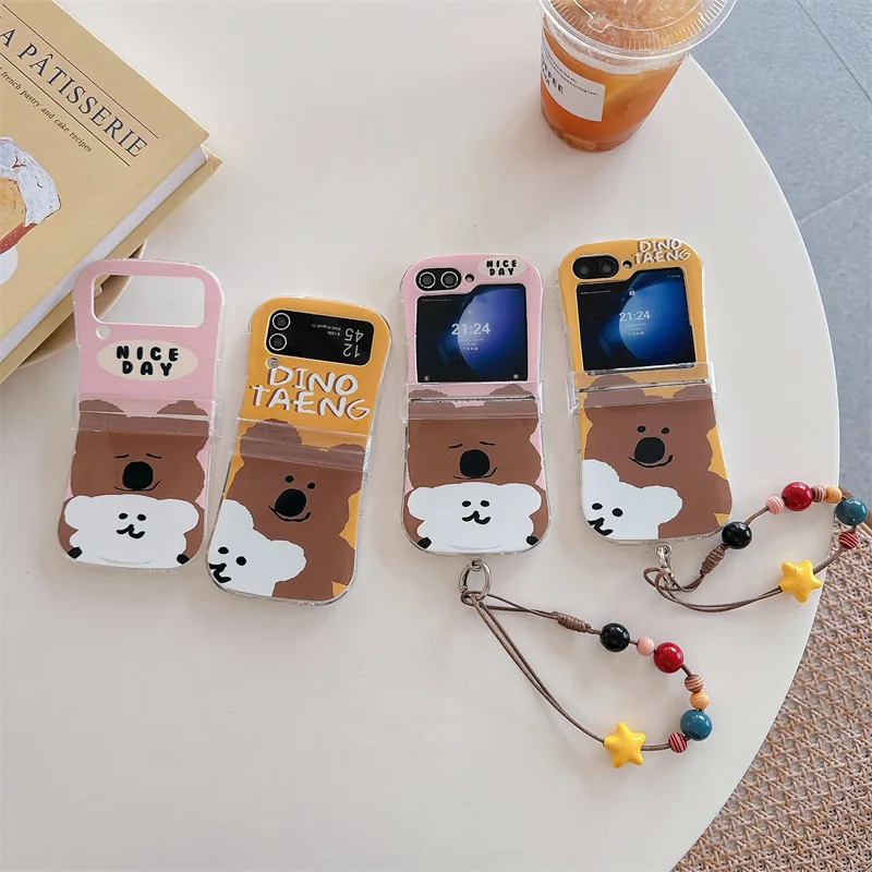 Cartoon Brown White Bear Phone Case for Samsung Galaxy Z Flip 6 5 4 3 Protective Back Cover for ZFlip4 ZFlip5 ZFlip6 Case Shell
Cartoon Brown White Bear Phone Case for Samsung Galaxy Z Flip 6 5 4 3 Protective Back Cover for ZFlip4 ZFlip5 ZFlip6 Case Shell