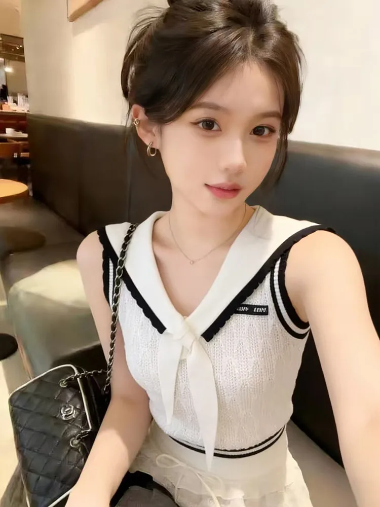 Naval Collar Knitted Vest Women's Summer New Style Self-Preservation College Style Sweet And Spicy Top Sleeveless Short Length
Naval Collar Knitted Vest Women's Summer New Style Self-Preservation College Style Sweet And Spicy Top Sleeveless Short Length