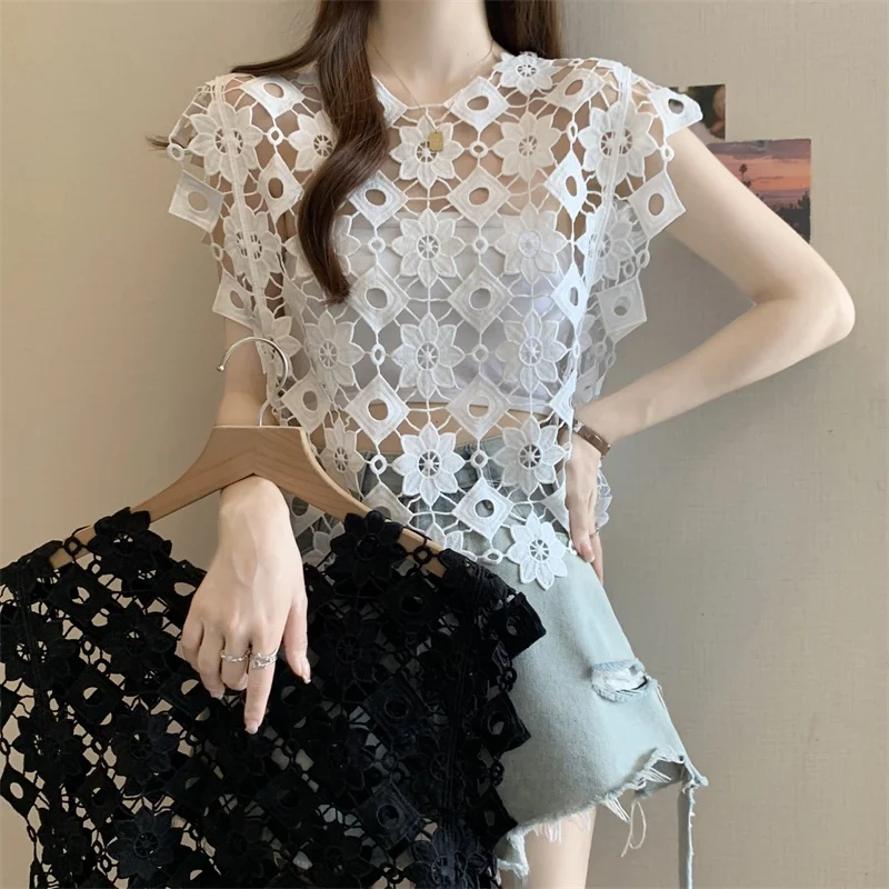 European Style Hollow out Flower Hook Embroidery Tank Top Women's Summer Outerwear Cover up Vest Short Length Floral Print
European Style Hollow out Flower Hook Embroidery Tank Top Women's Summer Outerwear Cover up Vest Short Length Floral Print