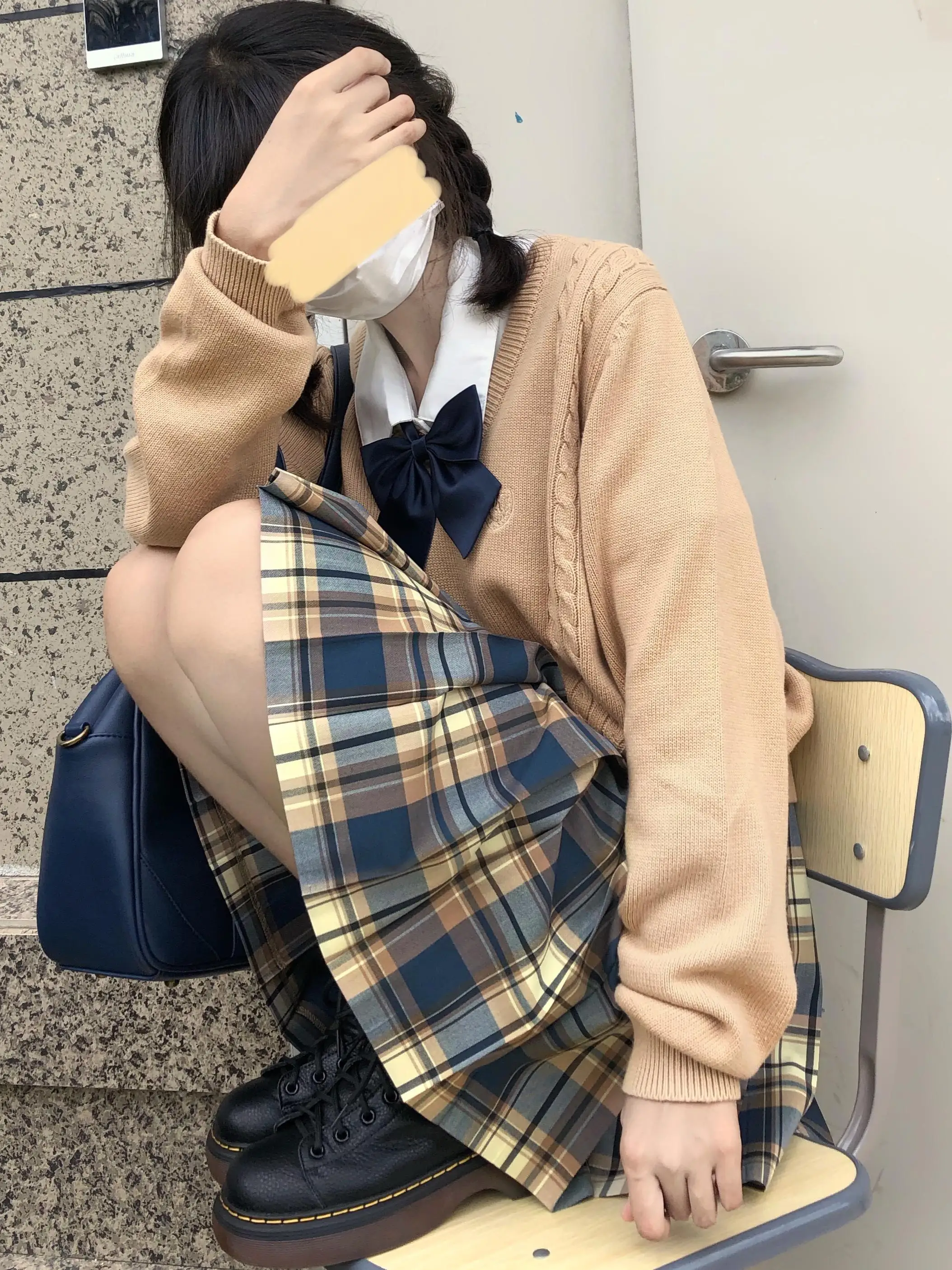 Carosaeki C479 Japanese Wool JK Uniform Autumn Winter Plaid Skirt Versatile High Waist Short Skirt Patterned Fabric Women's S...
Carosaeki C479 Japanese Wool JK Uniform Autumn Winter Plaid Skirt Versatile High Waist Short Skirt Patterned Fabric Women's S...