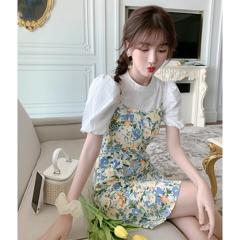 Floral Print Dress Set Women's Summer 2023 Korean Style A-Line Skirt with Daisy Pattern Chiffon Material Halter Neck Design
Floral Print Dress Set Women's Summer 2023 Korean Style A-Line Skirt with Daisy Pattern Chiffon Material Halter Neck Design