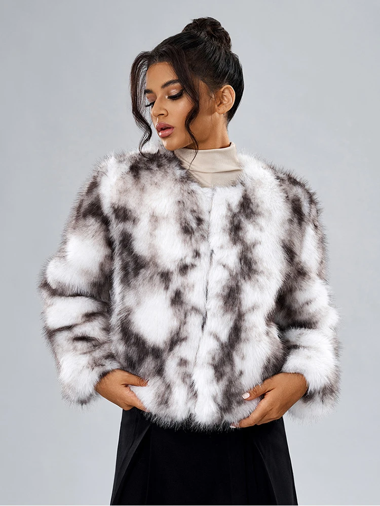 ZADORIN Winter Fur Coats Woman Y2K Clothes Fashion Fur Faux Coat Short Fluffy Faux Fur Jacket Woman Clothing Fur Top Outerwears
ZADORIN Winter Fur Coats Woman Y2K Clothes Fashion Fur Faux Coat Short Fluffy Faux Fur Jacket Woman Clothing Fur Top Outerwears