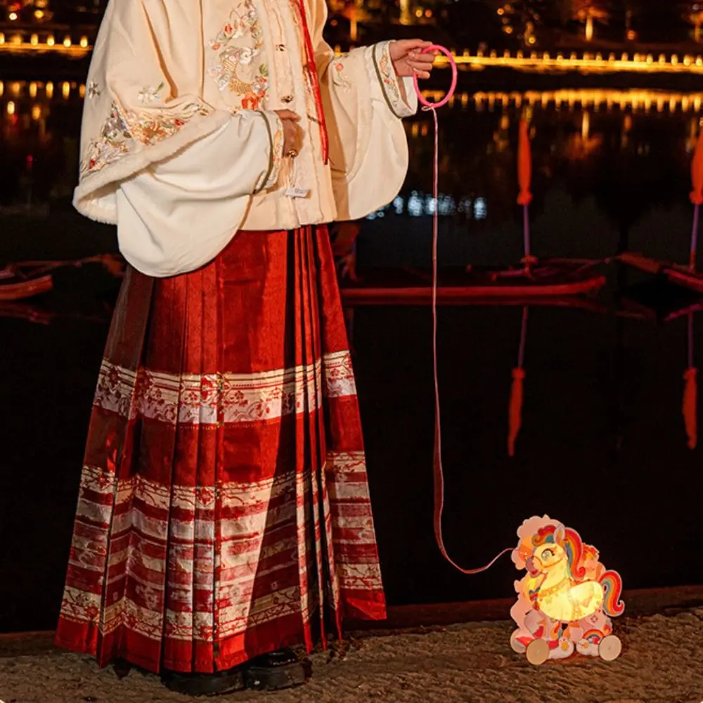 DIY Chinese New Year Lantern Cartoon Cute Traditional Transparent Horse Lantern Luminous PVC 2026 Horse Year Lantern
DIY Chinese New Year Lantern Cartoon Cute Traditional Transparent Horse Lantern Luminous PVC 2026 Horse Year Lantern