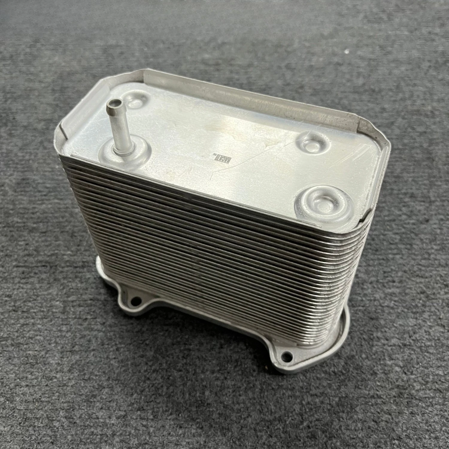 Oil Cooler Transmission Radiator High Quality 99710702500 99710702502 99610702559 for Porsche Boxster 911
Oil Cooler Transmission Radiator High Quality 99710702500 99710702502 99610702559 for Porsche Boxster 911