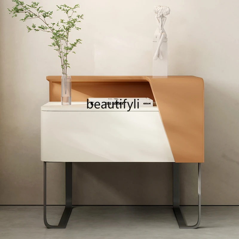 Спальня светильник роскошный прикроватный столик маленький шкафчик для хранения современный Минимализм
Спальня светильник роскошный прикроватный столик маленький шкафчик для хранения современный Минимализм