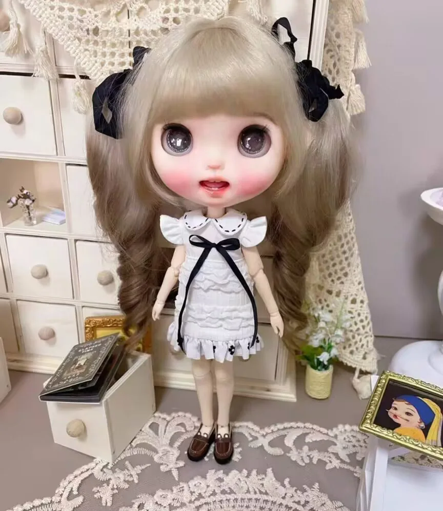 1pcs French style bow Blythe/landoudou one-piece dress (Fit for Lulu,ymy24,Ob22,24)
1pcs French style bow Blythe/landoudou one-piece dress (Fit for Lulu,ymy24,Ob22,24)