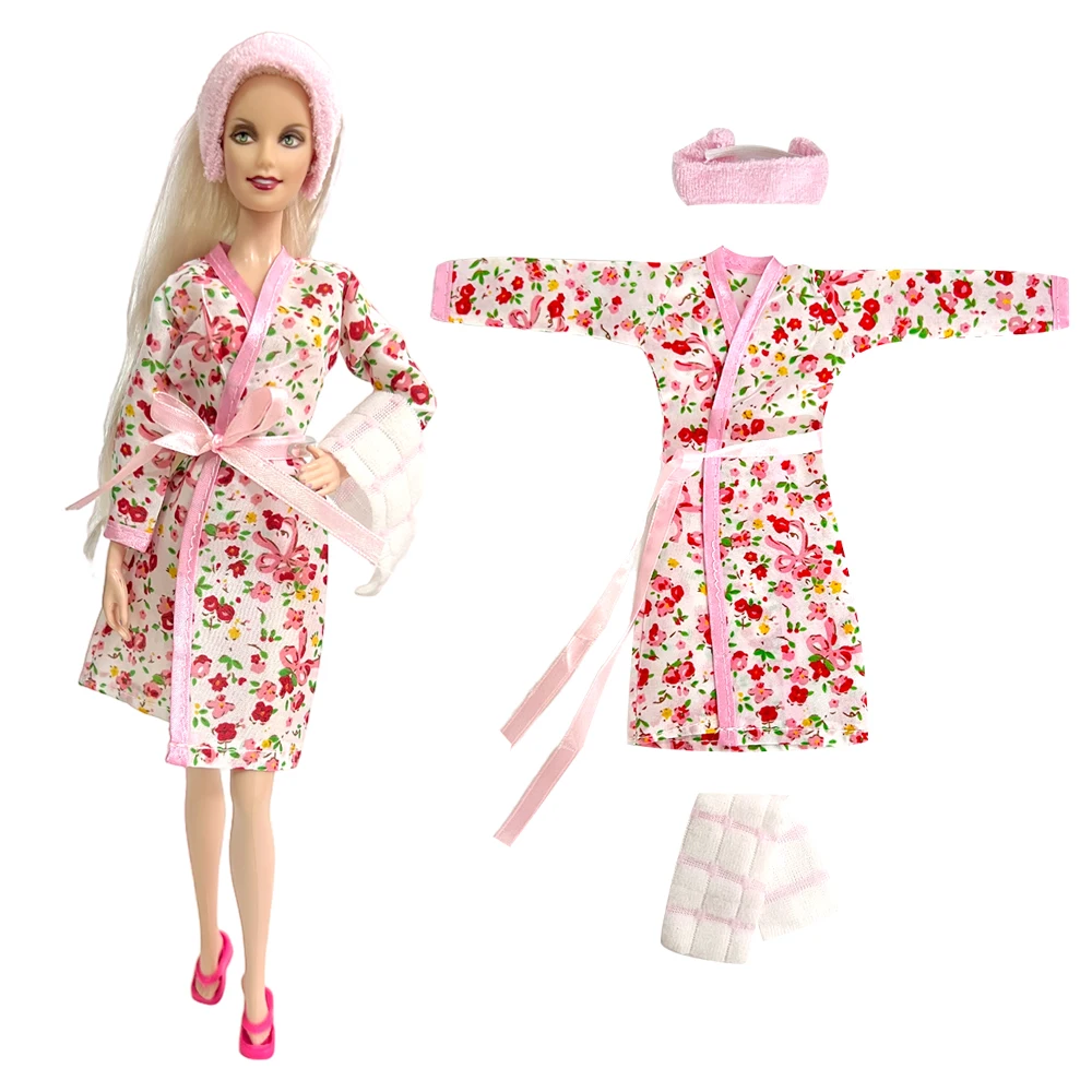 NK 3 Items/Set Fashion Bathrobe Hair Band Towel Clothes For 30CM Doll Sleeping Outfits Pajama Bathroom Suits 1/6 BJD Dolls
NK 3 Items/Set Fashion Bathrobe Hair Band Towel Clothes For 30CM Doll Sleeping Outfits Pajama Bathroom Suits 1/6 BJD Dolls