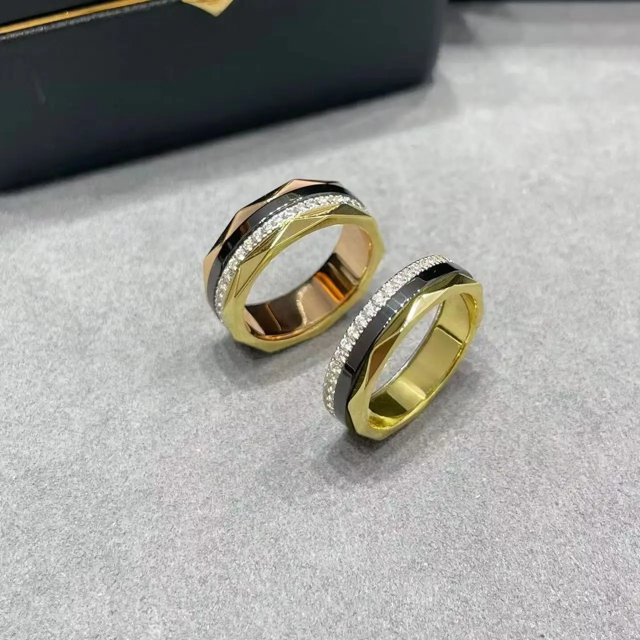 Geometric S925 Sterling Silver Women's Ring AAAAA+ Zircon Tricolor Multi-layer Fashion Luxury Elegant Jewelry for Wedding Party
Geometric S925 Sterling Silver Women's Ring AAAAA+ Zircon Tricolor Multi-layer Fashion Luxury Elegant Jewelry for Wedding Party