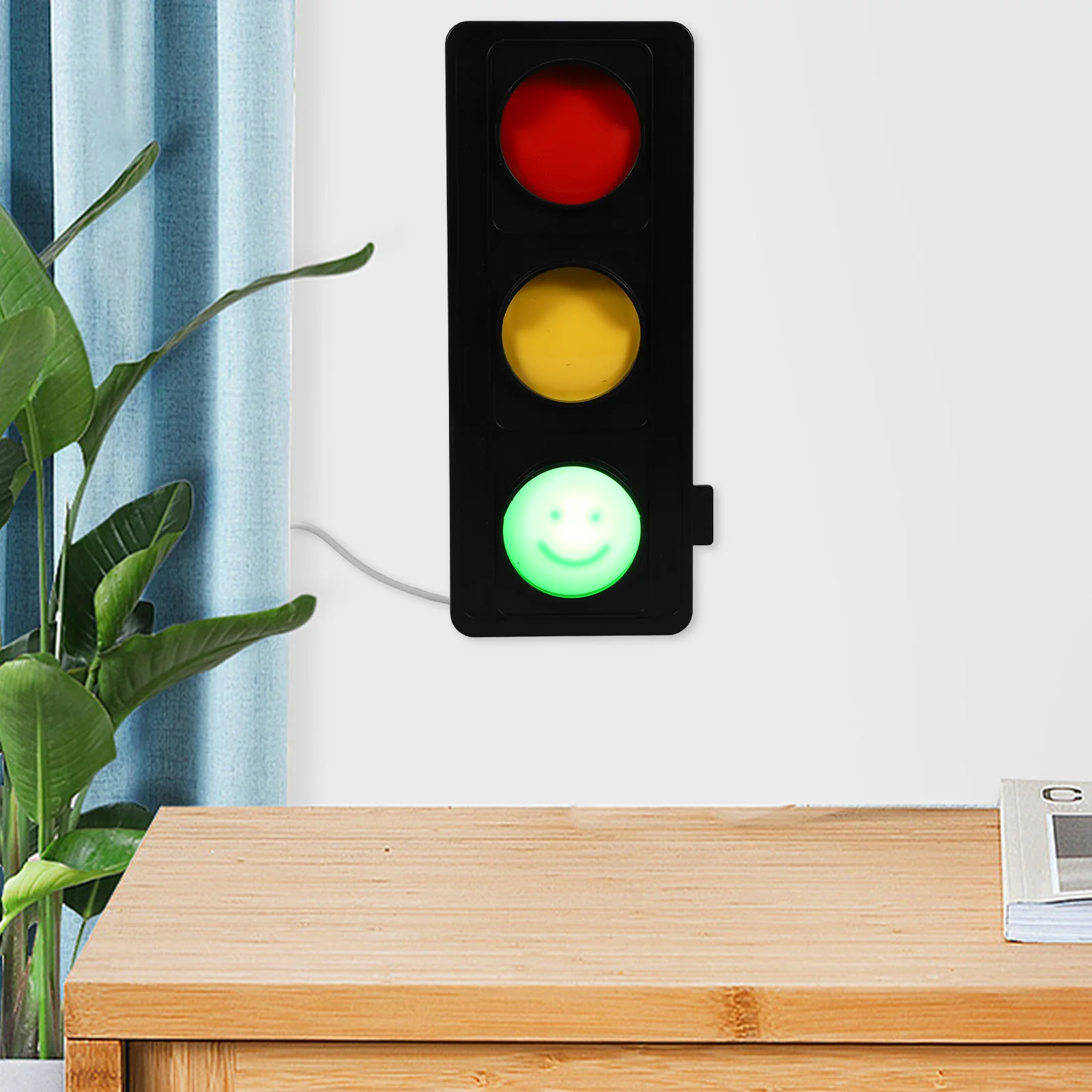 Traffic Signal Desk Lamp with Rgb LED Lighting for Office Study Workstation Modern Minimalist Design Night Light