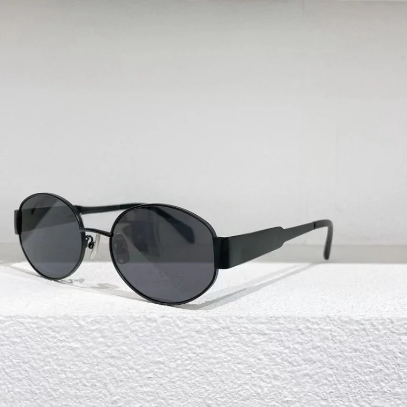 40235 Round Female Katel core series sunglasses, sunglasses fashion, glasses vintage glasses with original UV400
40235 Round Female Katel core series sunglasses, sunglasses fashion, glasses vintage glasses with original UV400